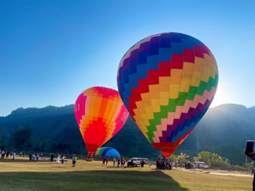 Hot Air Balloon and Paramotor Adventure in Vang Vieng