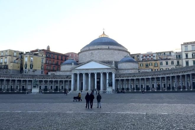 Private Transfer from Naples to Pompeii or vice versa. 9