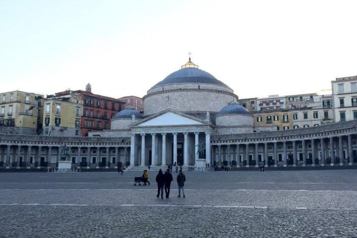 Private Transfer from Naples to Pompeii or vice versa. 9