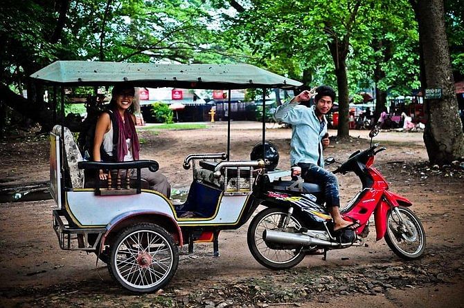 Angkor Tuk-Tuk Adventure: Explore Temples & Stunning Carvings in Siem Reap