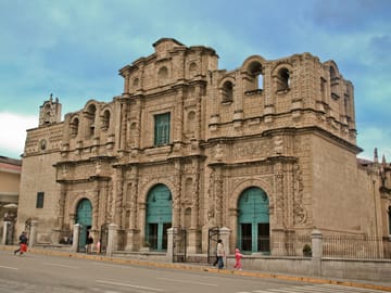Shades of Peru, Private Tour