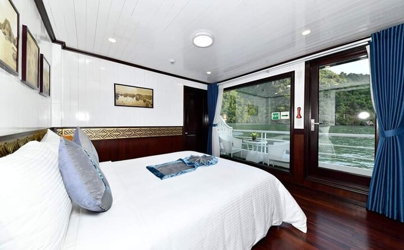 Sapphire Cruise 3 Days Tour into Halong Bay (2 Nights on Boat )