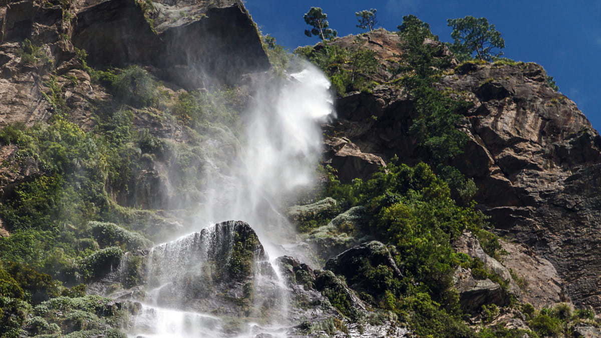 19 Days Mera Peak Climbing & Expedition – One Life-Changing Himalayan Adventure