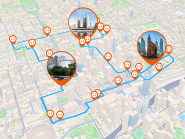 Full circuit: An urban exploration between skyscrapers and historic buildings.
