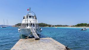 From Santa Teresa di Gallura: motorboat tour of the La Maddalena Archipelago
