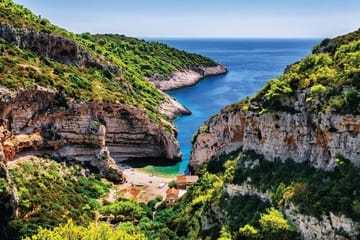 Private Boat Cruise to Vis and Biševo Islands from Hvar
