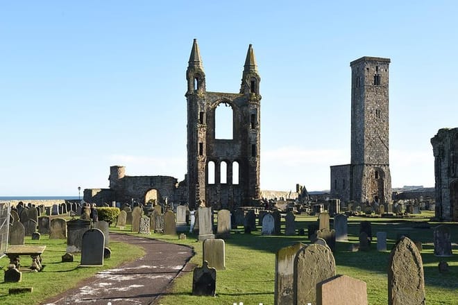 Tour of St Andrews and Historic Fife