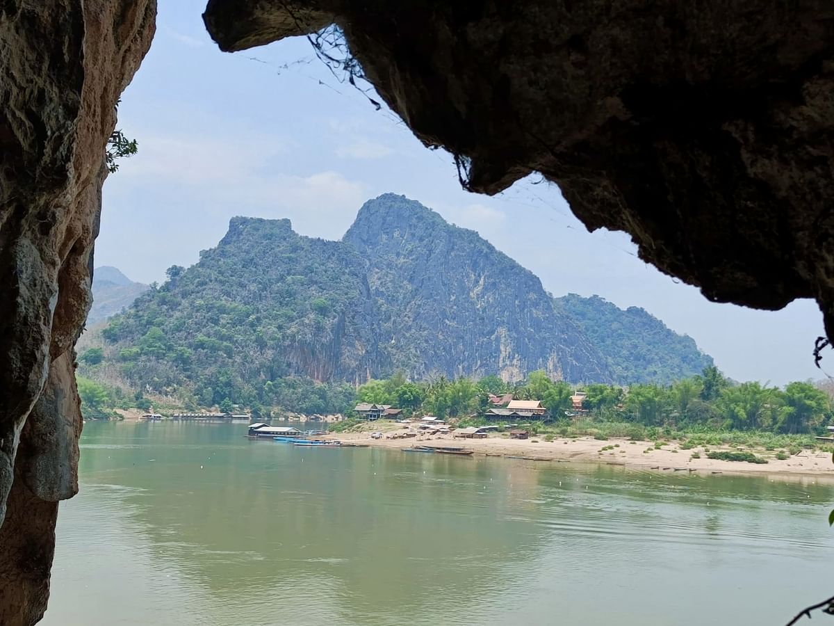 Sunset cruise on Luang Prabang river