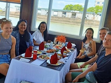 Wego Cruise Halong Bay Standard 1 Day Trip for Budget Travelers