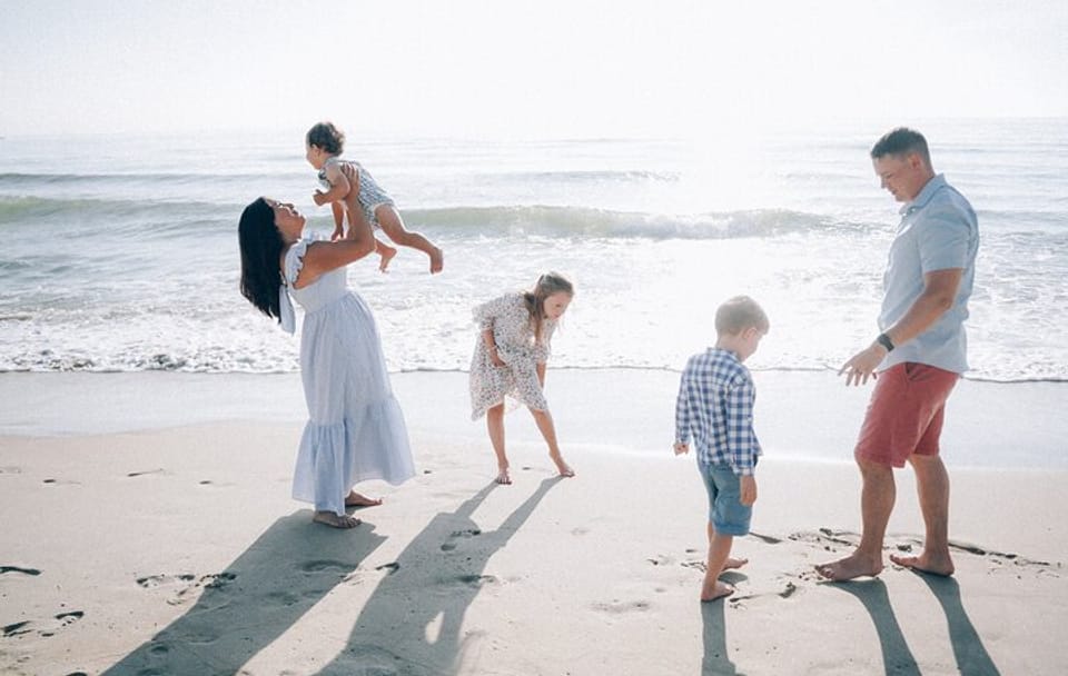 1-Hour Private Beach & Resort Photoshoot in Đà Nẵng