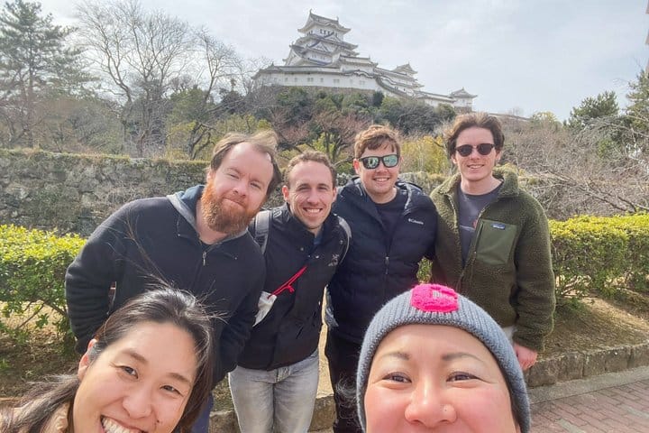 Himeji Castle Easy Bike Tour: Samurai History, Garden & Matcha 10