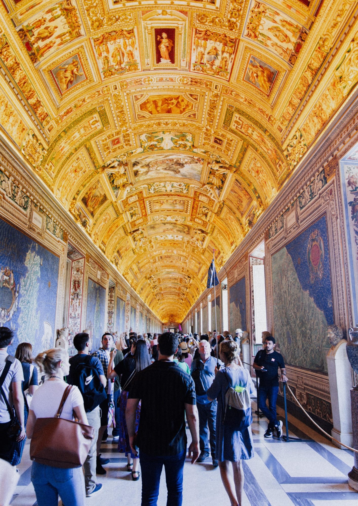 A complete guided path that covers key sections, engaging stories, and smooth transitions throughout the Vatican.