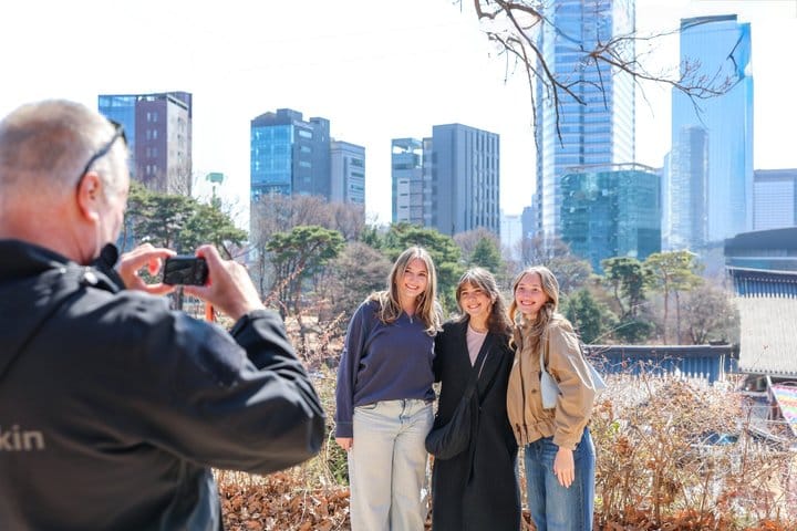 korea Bongeunsa Temple in Gangnam seoul tour , korea travel , seoul guide Seoul Bongeunsa Temple in Gangnam