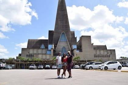 5 tours in 1 (Eco Farm/Horseback/City Tour/Buggy/Zipline)