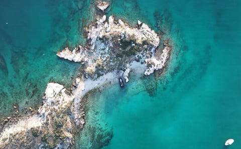 Semi-Private Day Cruise to Secret Island from Alimos
