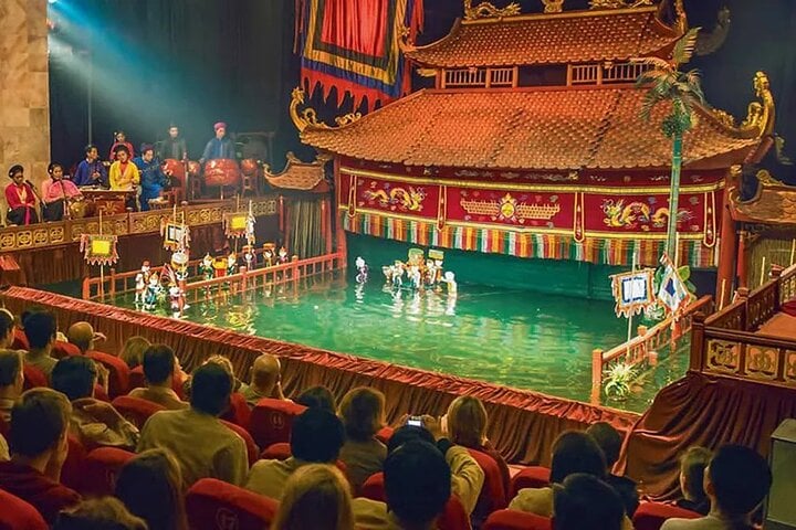 Water Puppet Show & Dinner on Cruise 2
