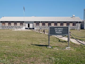 Private 3-Day Tour of Cape Point, Table Mountain, and Robben Island