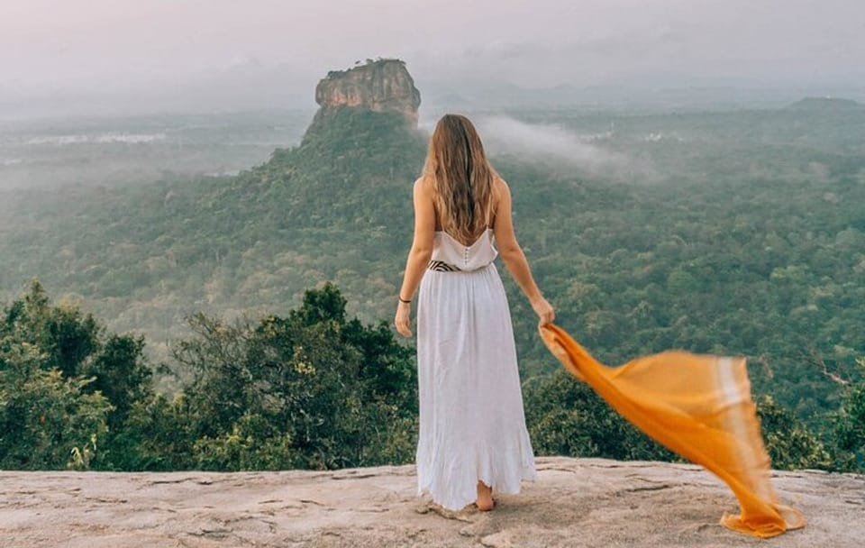 Pidurangala Rock Cultural Day Tour from Colombo