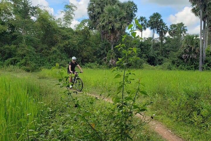 Angkor Jungle Biking Adventure Private Cycling Tour 10