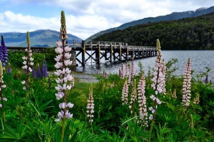 Hua Hum and Chachin Waterfall Sightseeing Tour
