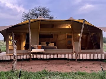 Luxury Tent Experience in Serengeti National Park, Tanzania