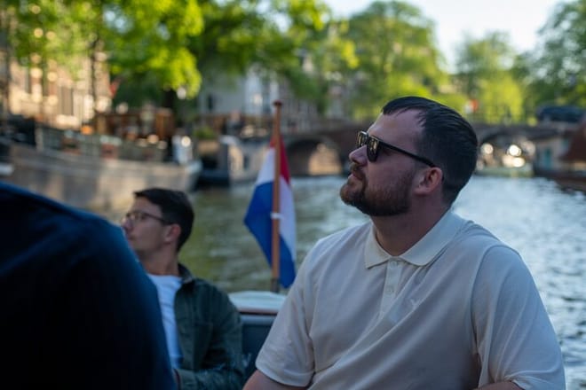 Amsterdam Breakfast Cruise on Private Luxury Boat  9