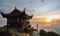 YEN TU MOUNTAIN SPIRITUAL DAY TOUR 7