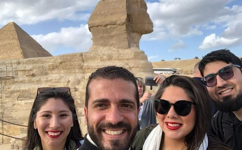 Private Tour of Grand Egyptian Museum and Giza Pyramids