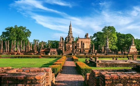From Bangkok: Ayutthaya Private Full-Day UNESCO Trip