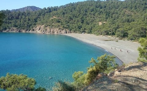 Antalya to Kemer Boat Trip with Lunch and Transfers
