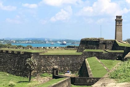 Southern Sri Lanka Sightseeing Private Day Trip