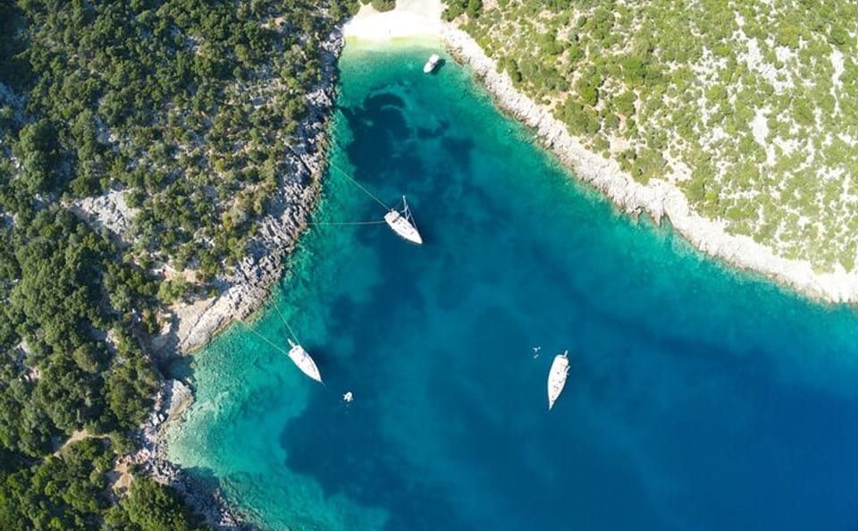 Private Sailing Cruise to Koutsoupia Beach in Cephalonia