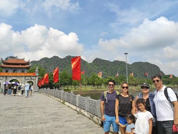 Full-Day Ninh Binh Tour from Hanoi Small Group of 11 Boat Bike