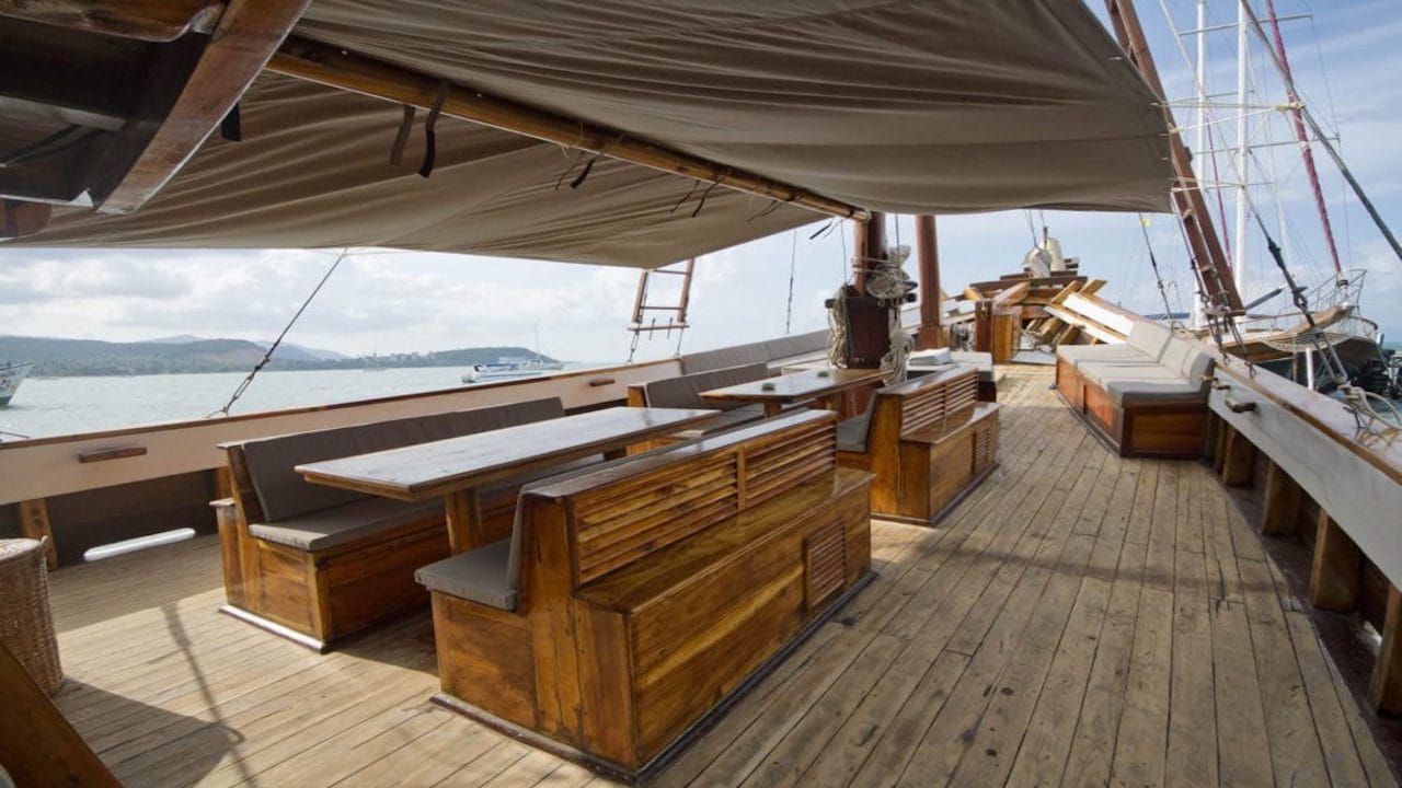 Luxury Boat Around Samui 7