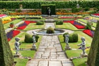 Hampton Court Palace &amp; Garden
