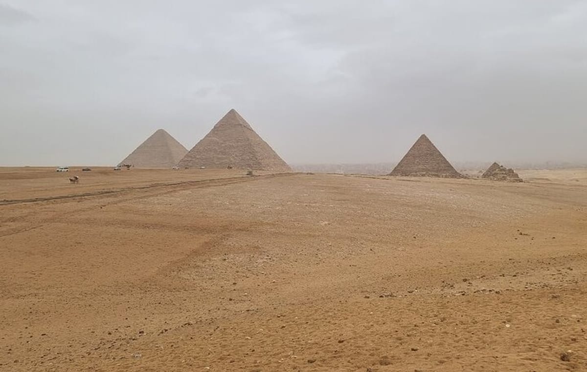 Giza Pyramids and Saqqara Full-Day Private Tour