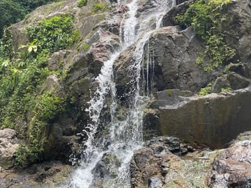 T6CD-Waterfall-to-Waterfall: A Two Trail Hiking Adventure