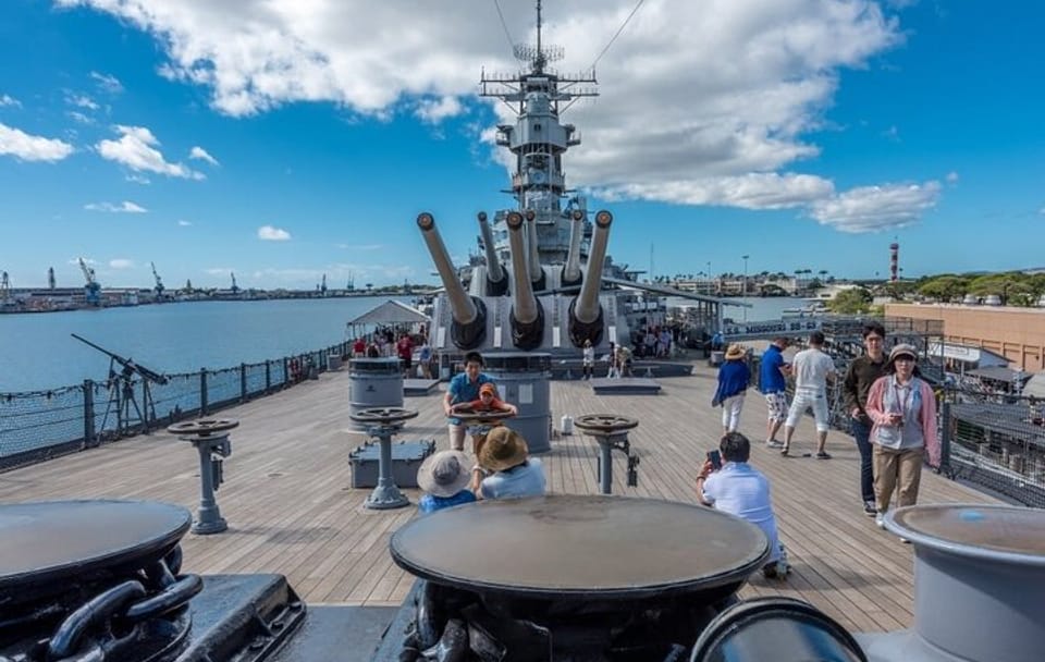 Day Tour -Pearl Harbor, USS AZ Memorial & Battleship Missouri