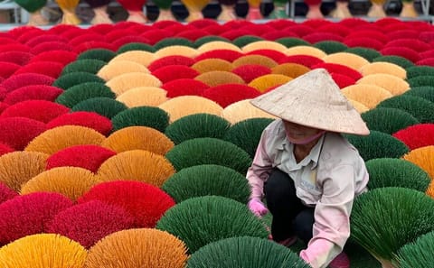 Cultural Tour of Hanoi's Incense Village and Art Crafts