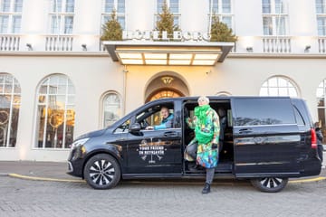 Private Esja Hike & Hvammsvik Hot Springs