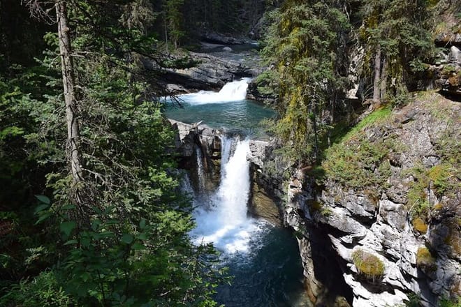 JOHNSTON CANYON
