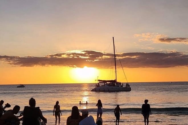 Playa Flamingo Sunset Catamaran Cruise with Open Bar & Snorkeling photo 6