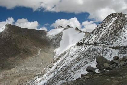 Khardungla Pass Expedition: A High Altitude Day Trip from Leh