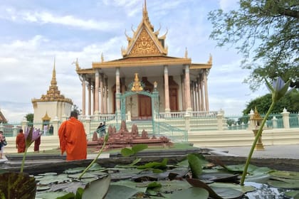 Cambodia 7 Day Tour from Siem Reap to Battambang and Phnom Penh