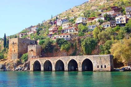 Alanya Grand Pirate Boat Tour with Lunch, Soft Drinks & Transfer