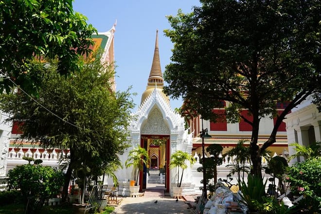 Bangkok: Old Town & Temples Exploration Game 9
