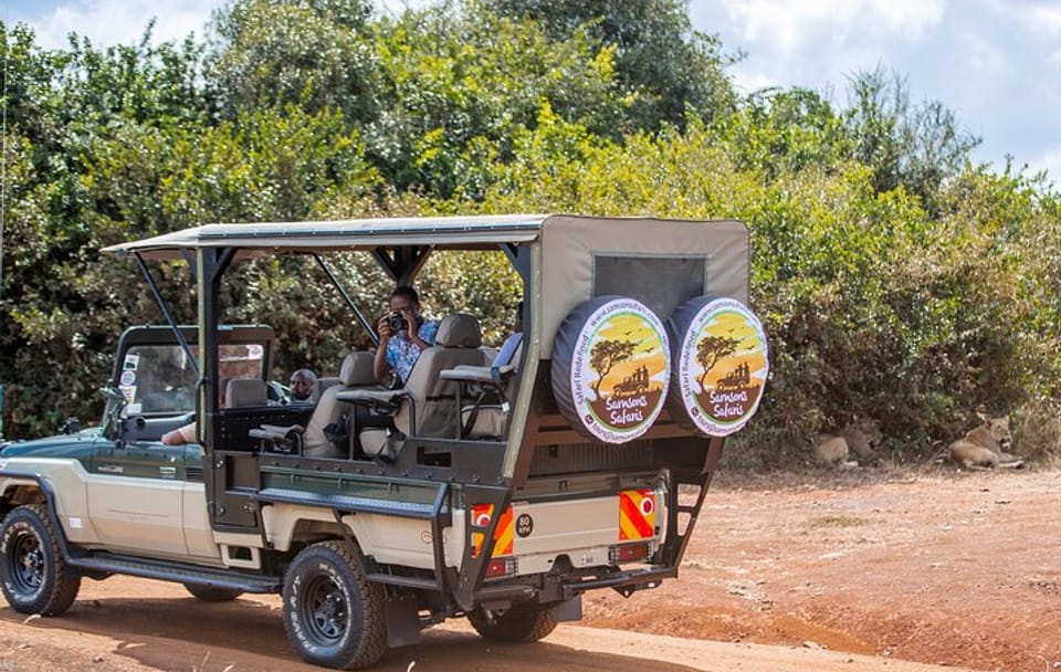 Self-Drive Safari Jeep Rental in Nairobi National Park