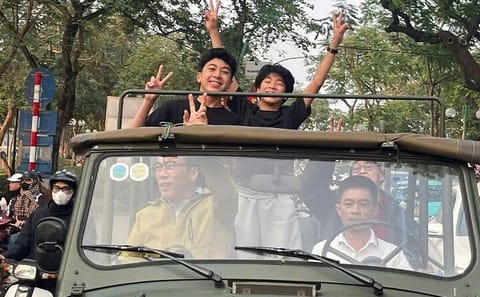Hanoi Army Jeep Tour with Cultural Insights and Local Cuisine