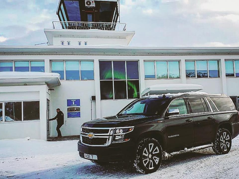 Luxury Private Transfers to or from Keflavík Airport - Akureyri — Icelimo Luxury Travel