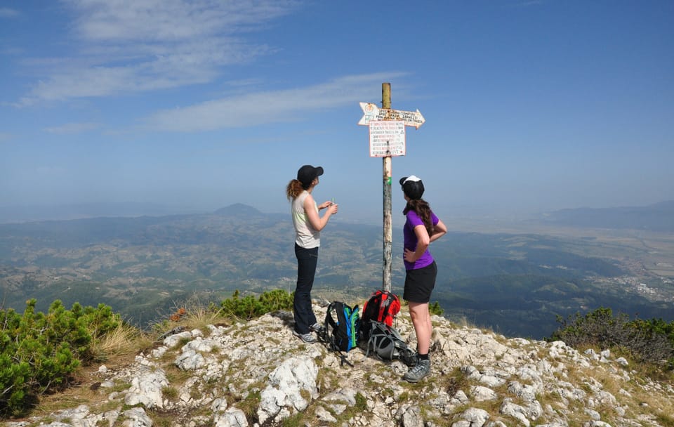 Guided 2-Day Trek in Piatra Craiului National Park from Brașov